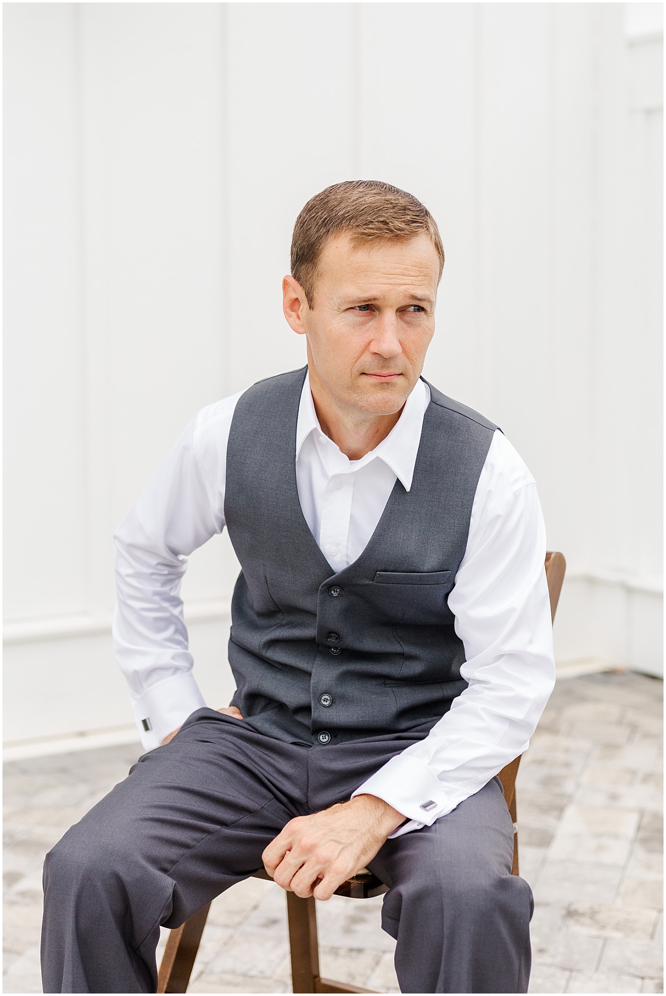 LL0023.jpg LL0023.jpg