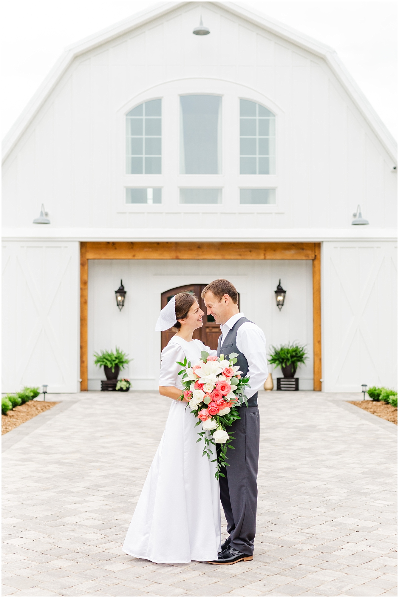 LL0052.jpg LL0052.jpg