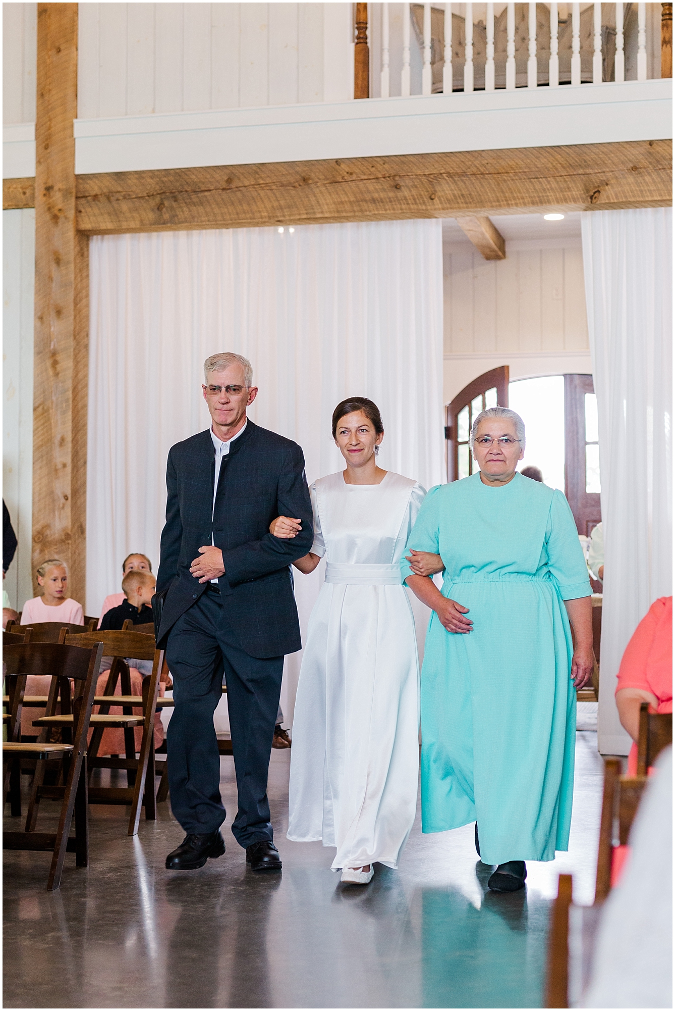 LL0113.jpg LL0113.jpg